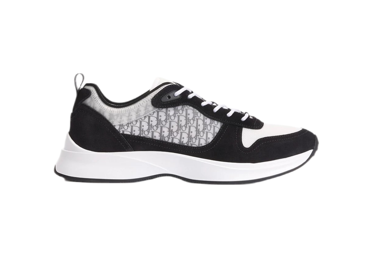 Monogramme white and black