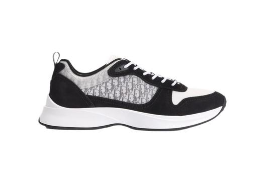 Monogramme white and black